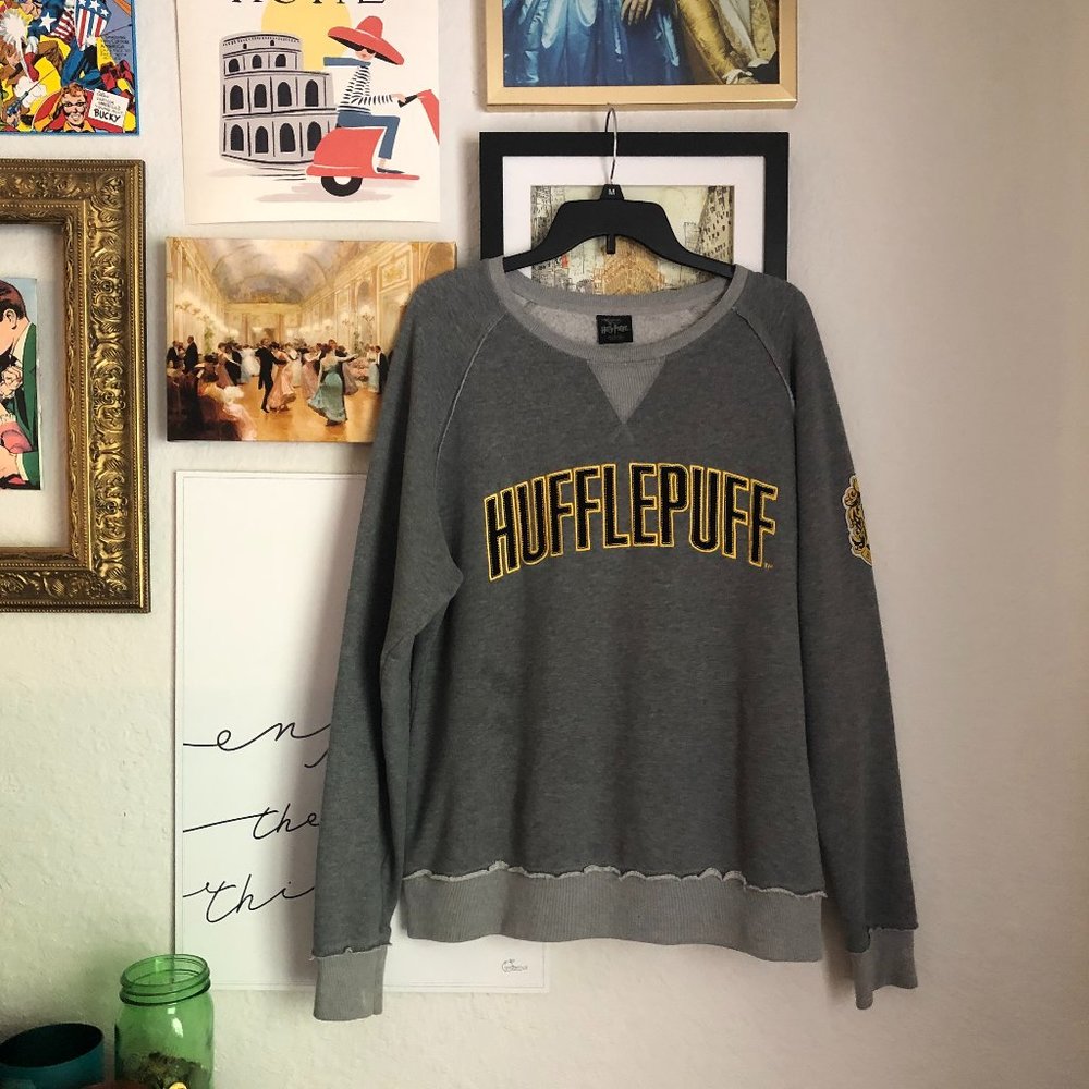 Wizarding World Hufflepuff Athletic Sweatshirt